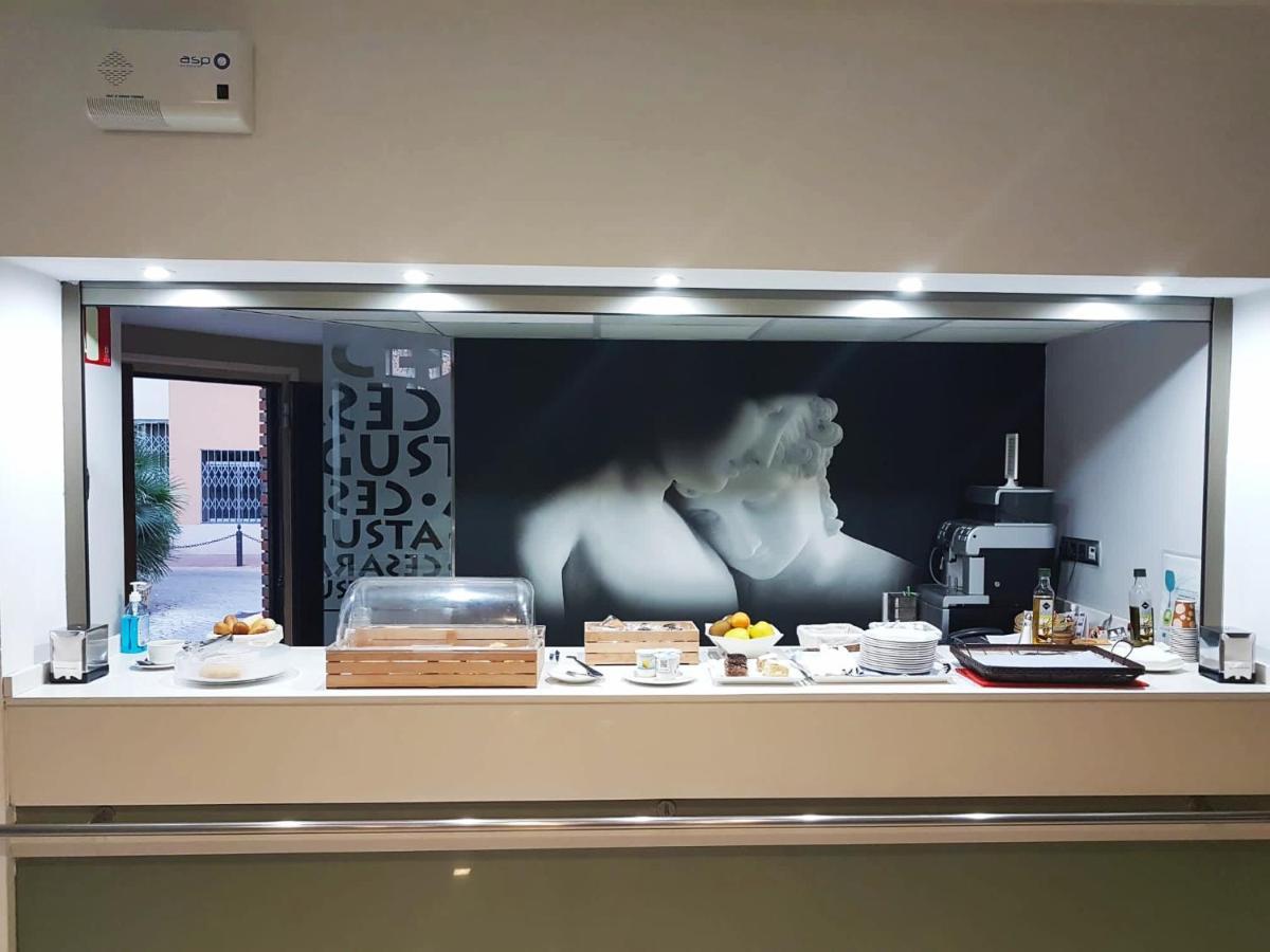 Cesaraugusta Hotel Zaragoza Bagian luar foto