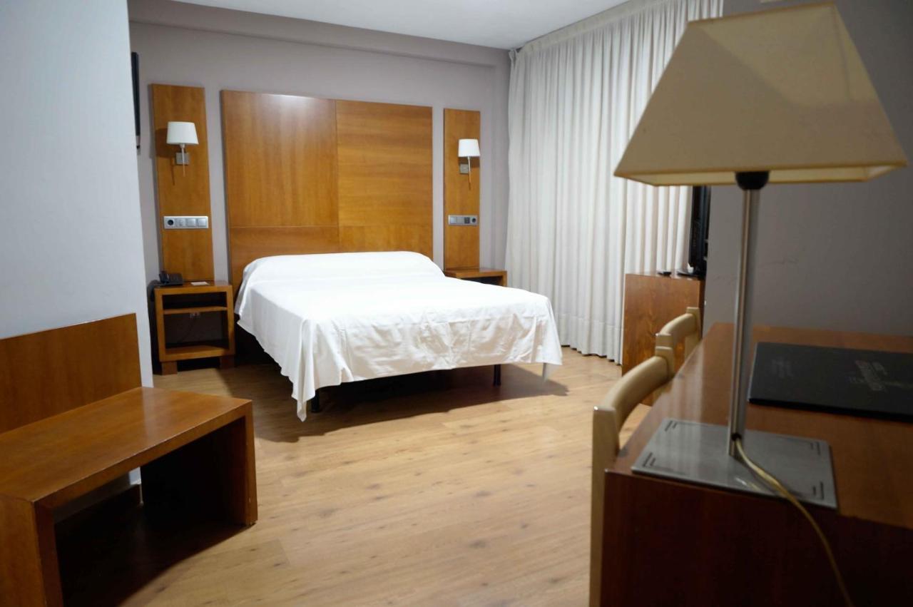 Cesaraugusta Hotel Zaragoza Bagian luar foto