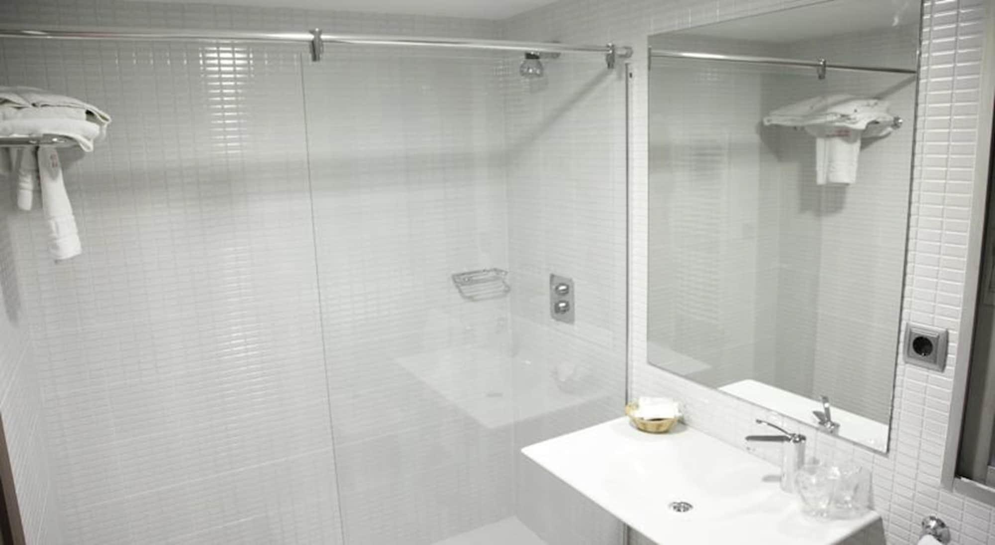 Cesaraugusta Hotel Zaragoza Bagian luar foto