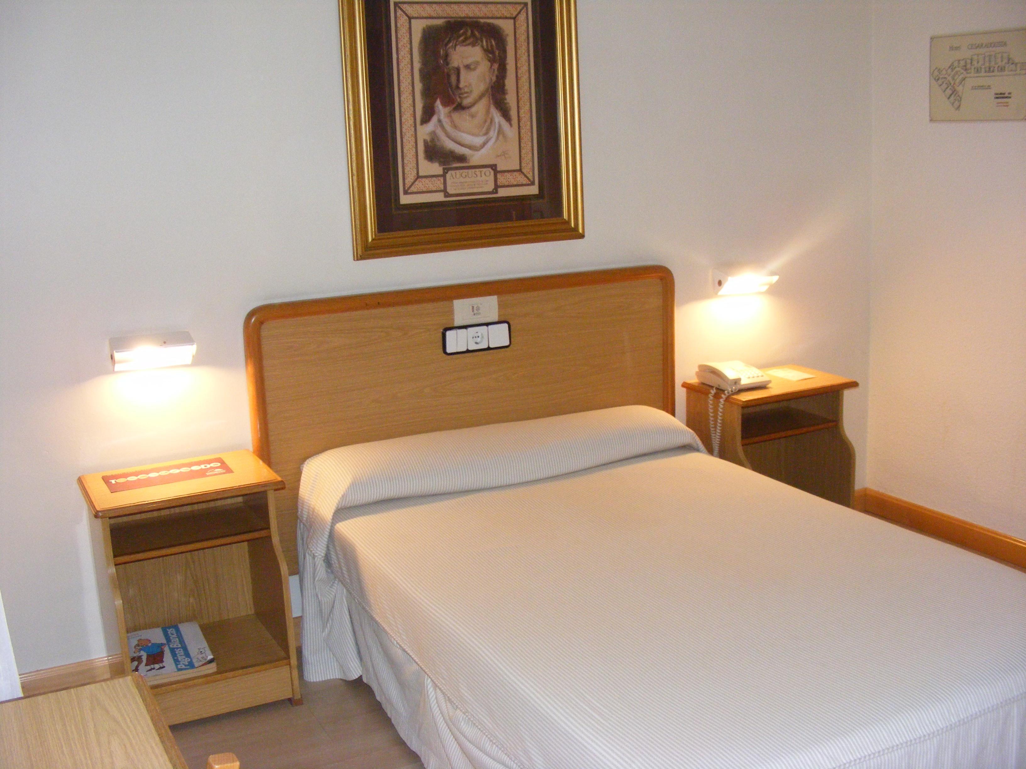 Cesaraugusta Hotel Zaragoza Bagian luar foto