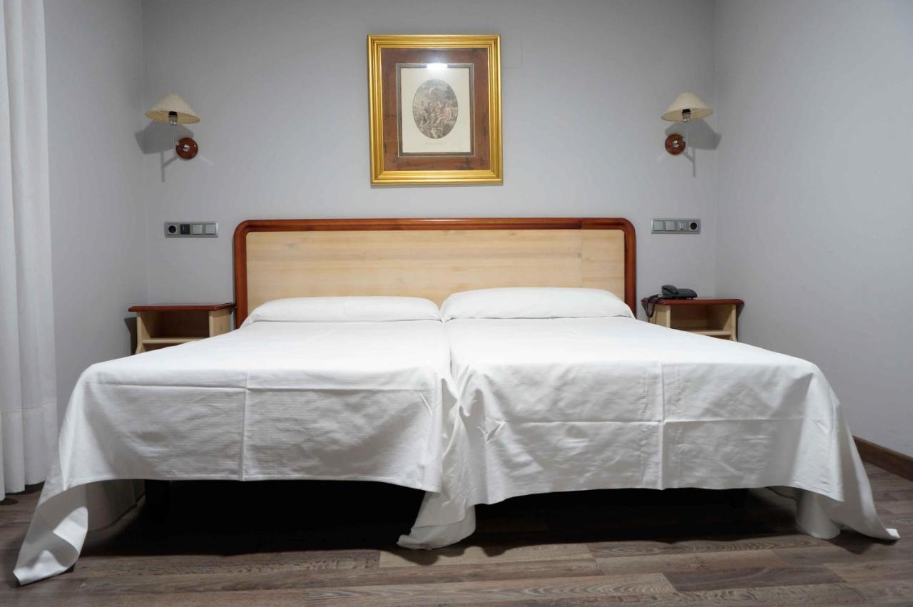 Cesaraugusta Hotel Zaragoza Bagian luar foto