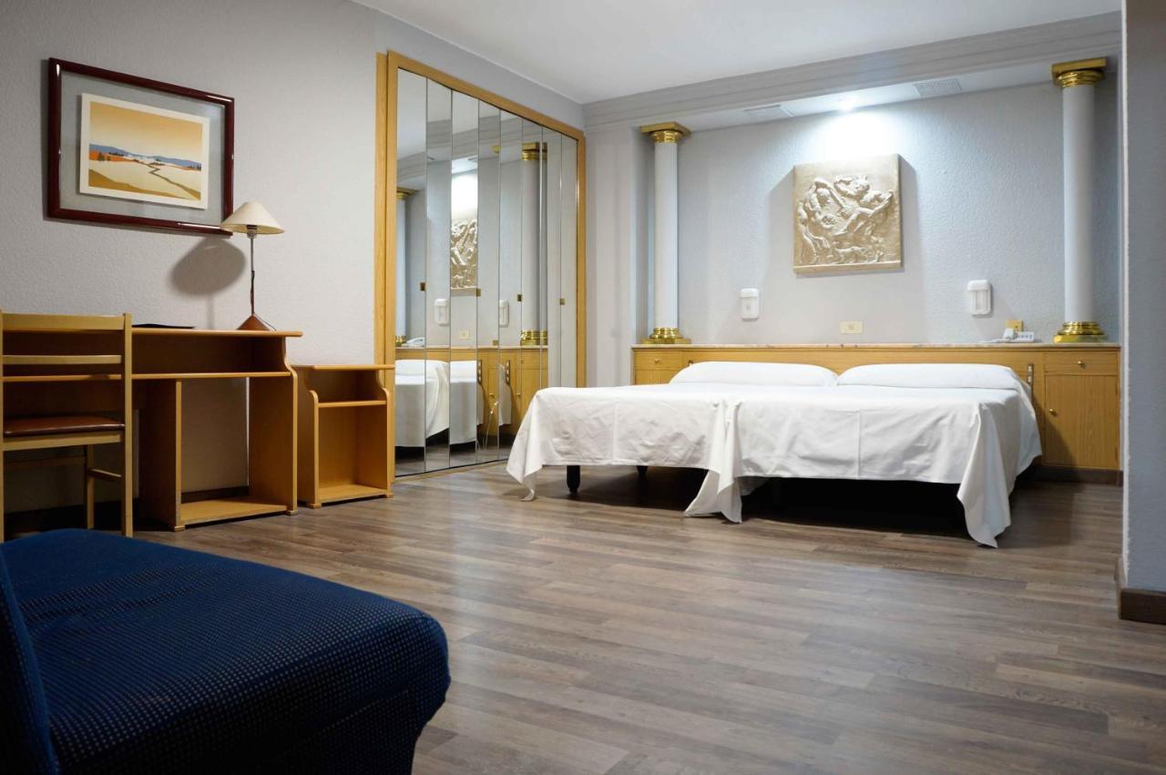Cesaraugusta Hotel Zaragoza Bagian luar foto