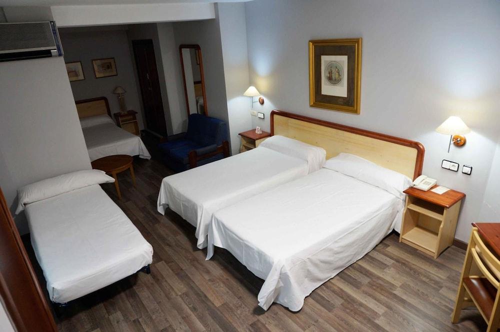 Cesaraugusta Hotel Zaragoza Bagian luar foto