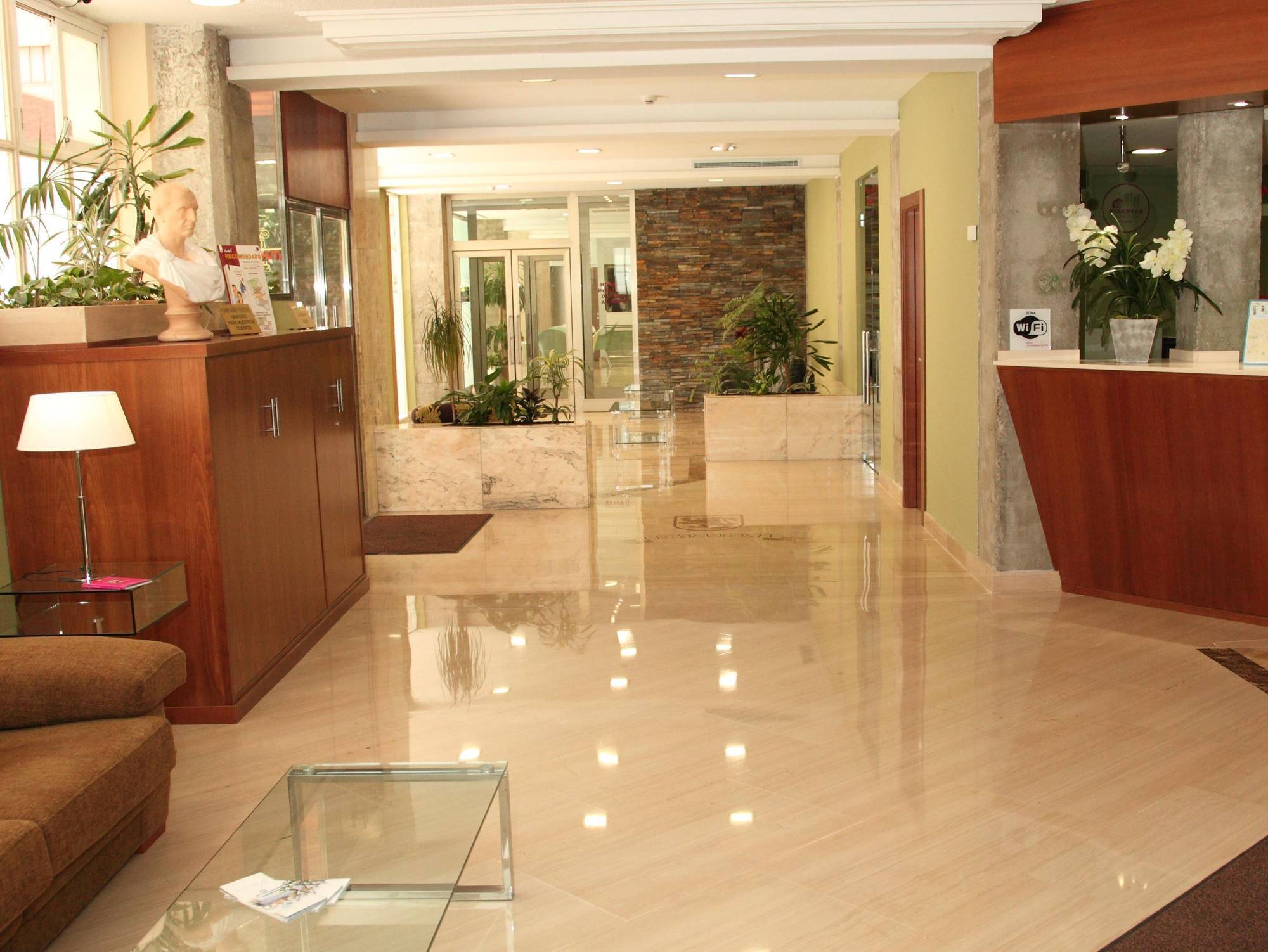 Cesaraugusta Hotel Zaragoza Bagian luar foto